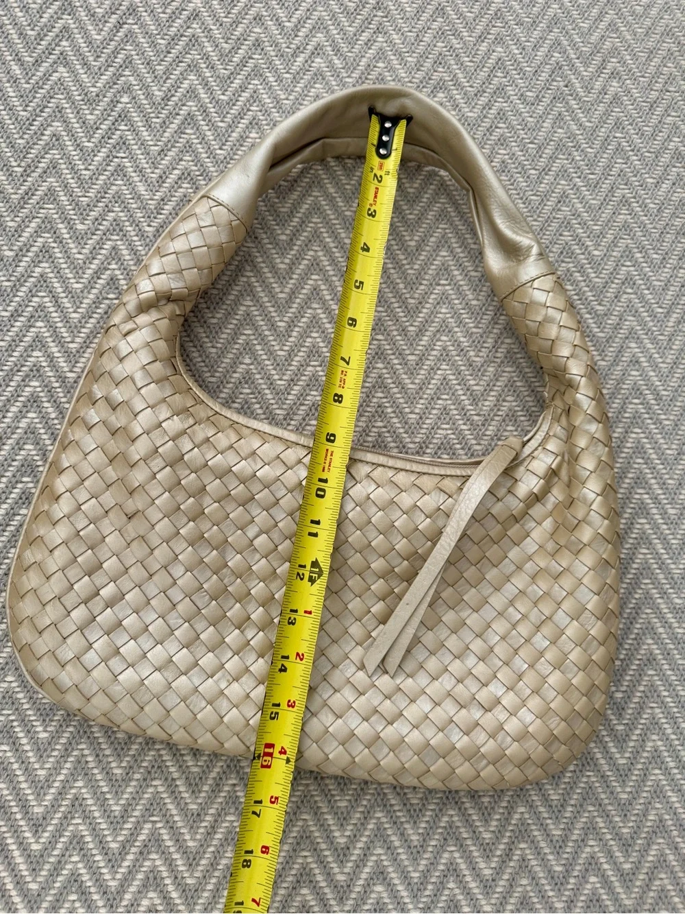 iLi New York Gold Platinum Woven Leather Hobo shoulder Bag
